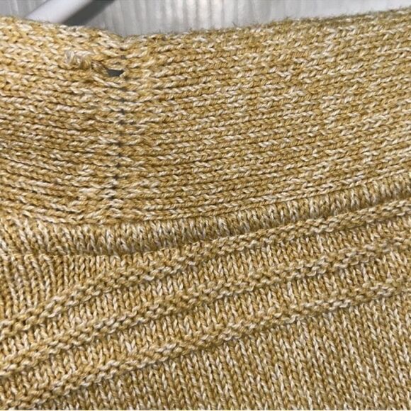 Cupcakes & Cashmere Tan Button Down
Cardigan(Size Large) - Picture 7 of 9